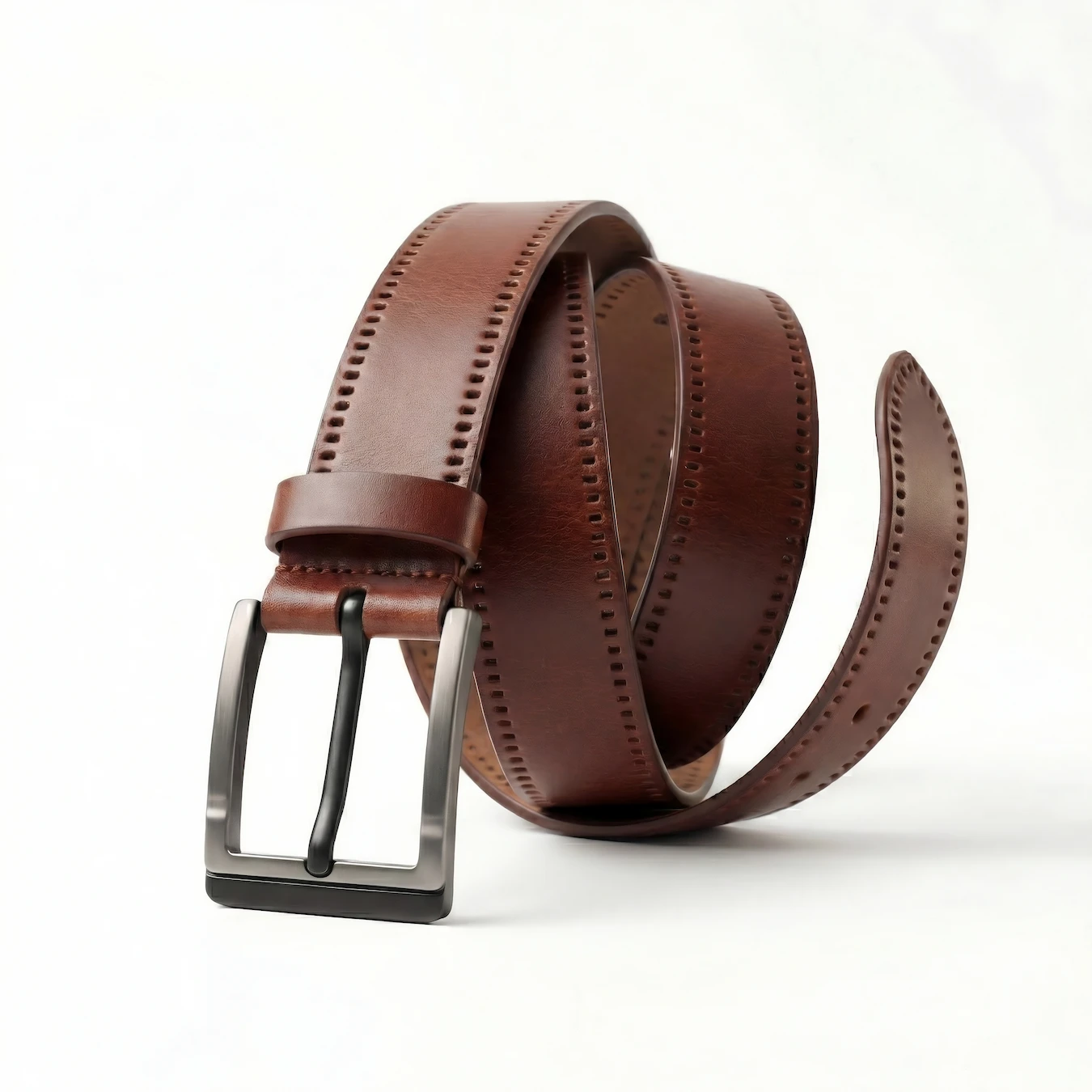 Cinturón sport cuero perforado coñac